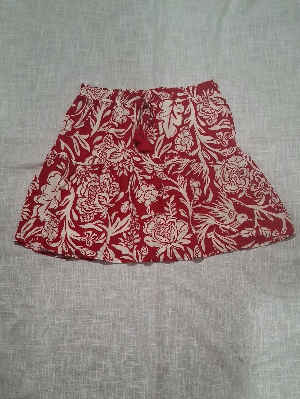 Knox Rose Red and Cream Floral Tiered Mini Skirt Size M